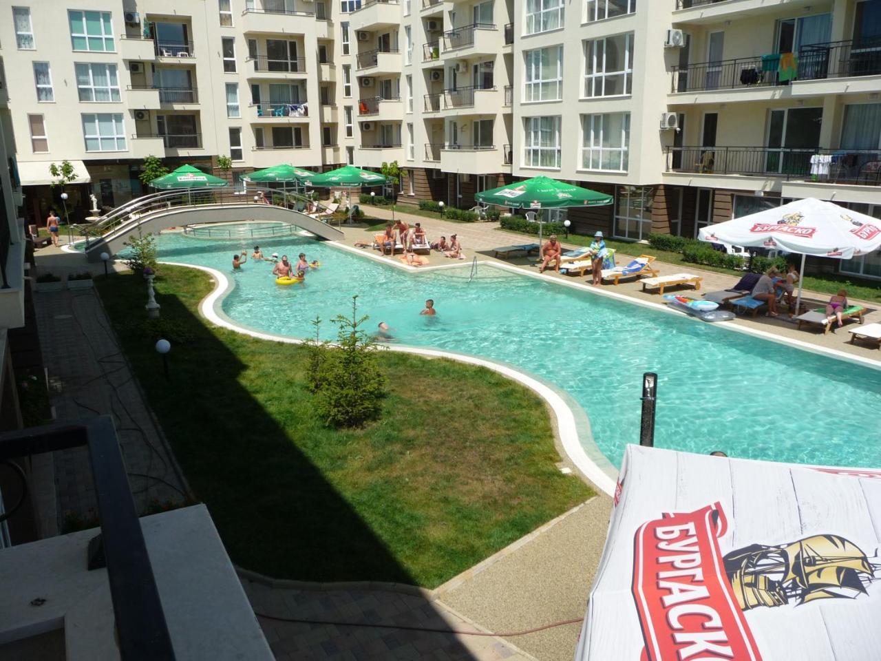 Apartments In Casa Del Sol Apartcomplex