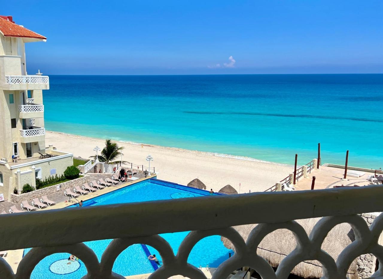 Beach And Ocean Front Apartments Cancun (adults Only)