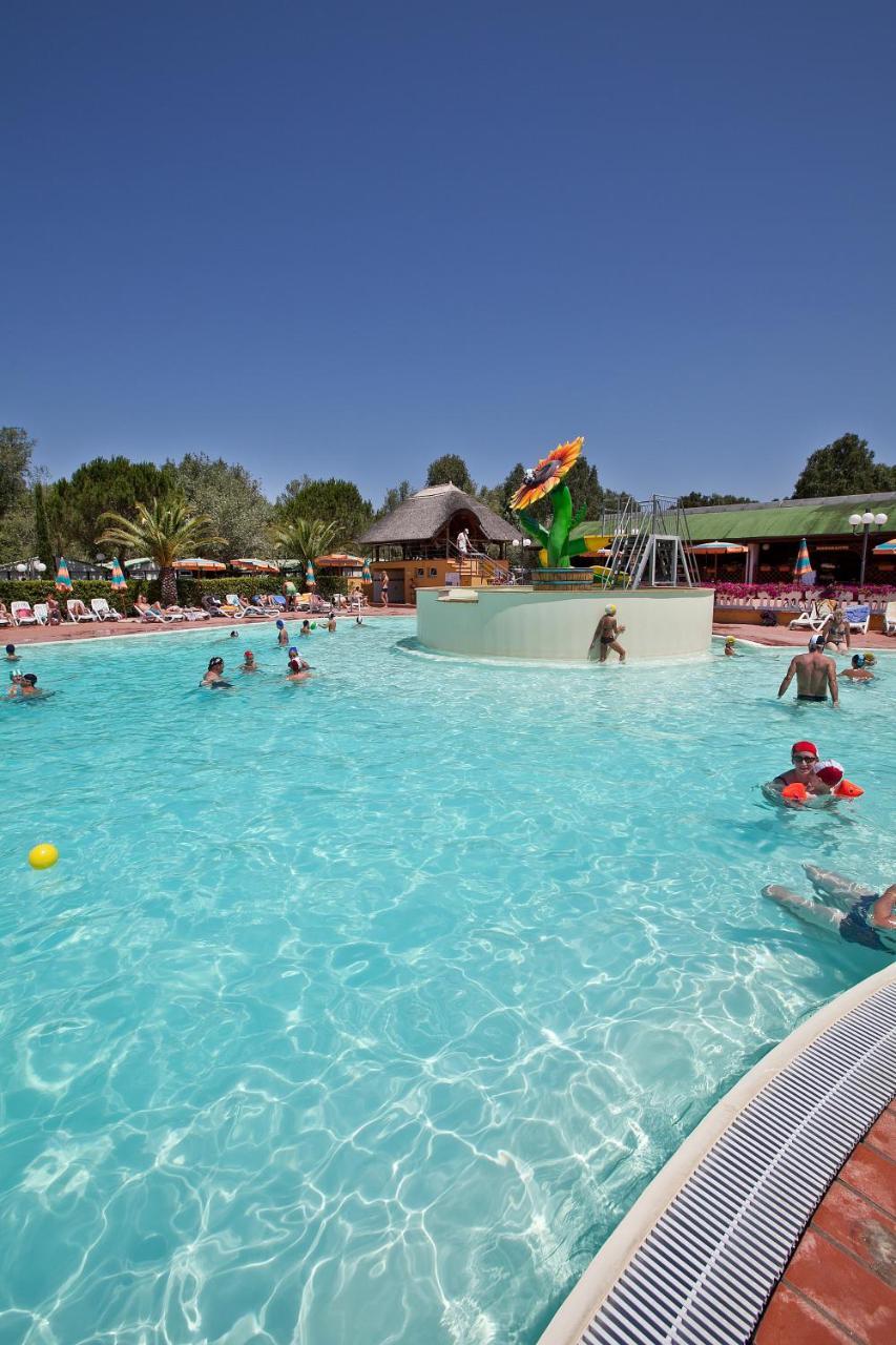 Camping Village Free Time in Marina-di-bibbona