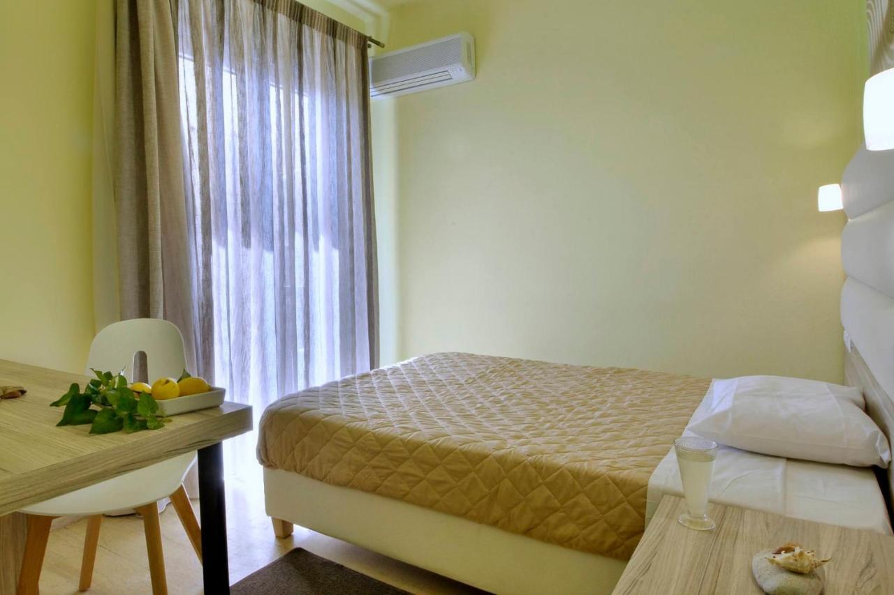Orpheus Hotel 1 *