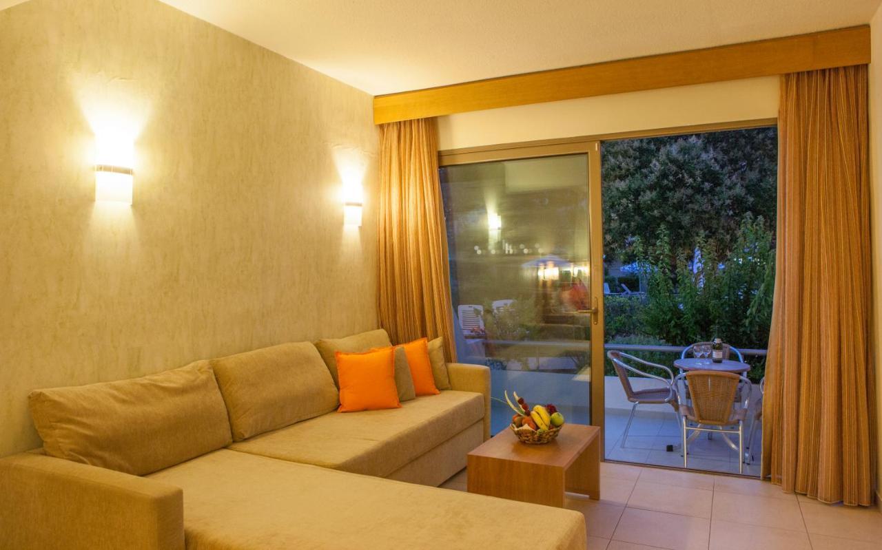 Hotel Ialyssos Bay 
