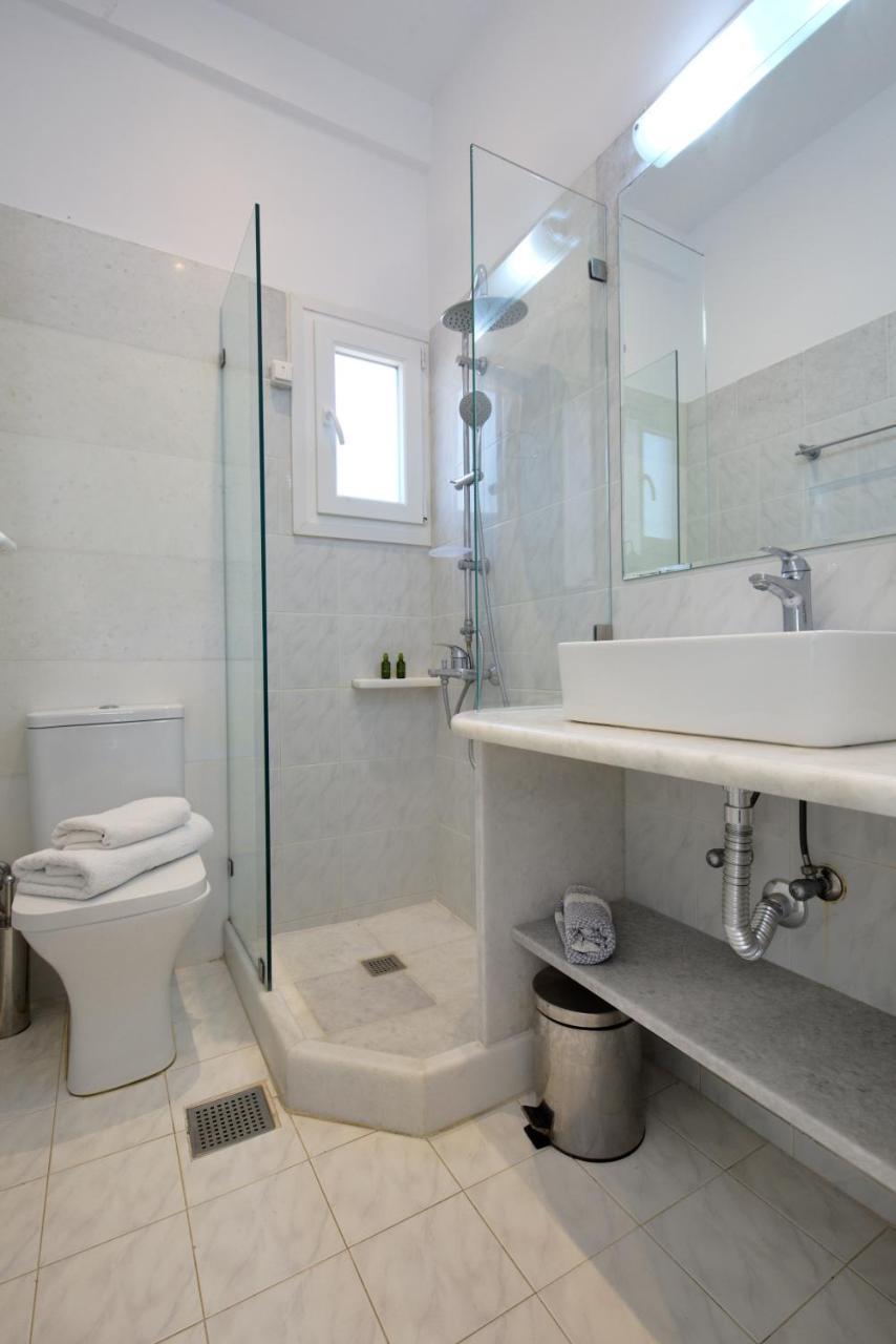 Christiana Hotel 3 *