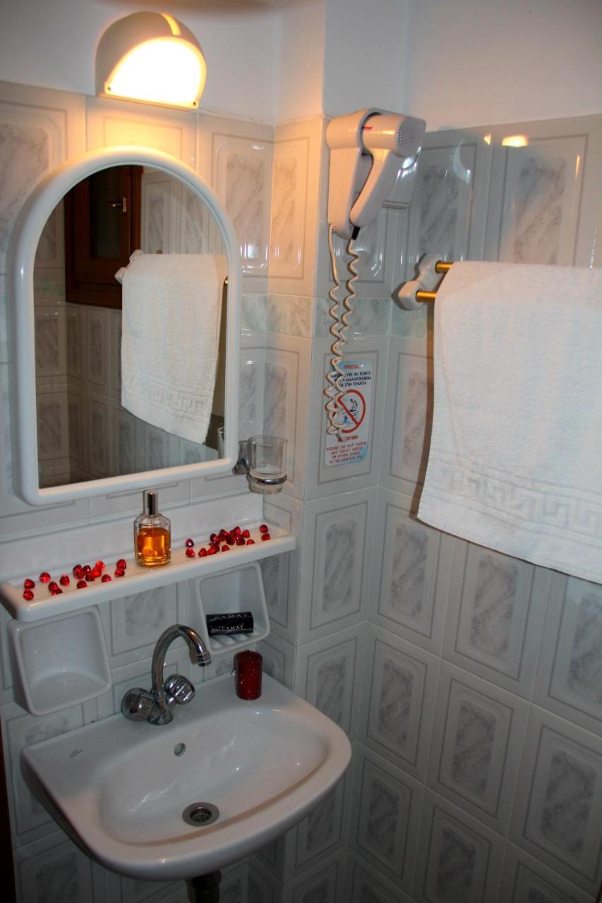 Studios Dimitra 3 *