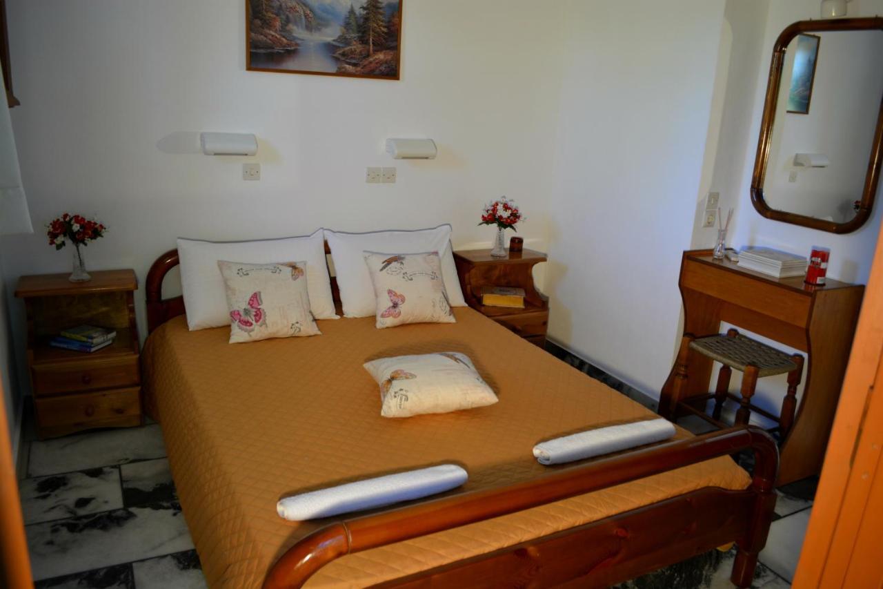 Studios Dimitra 3 *