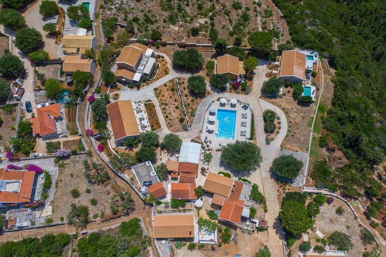 Ranzo Ionio Cottages - Apartments