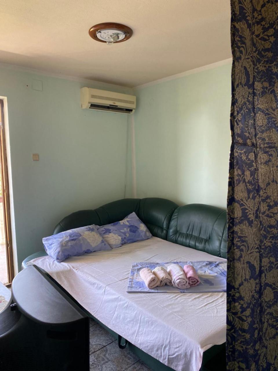 Sunny Villa Apartments