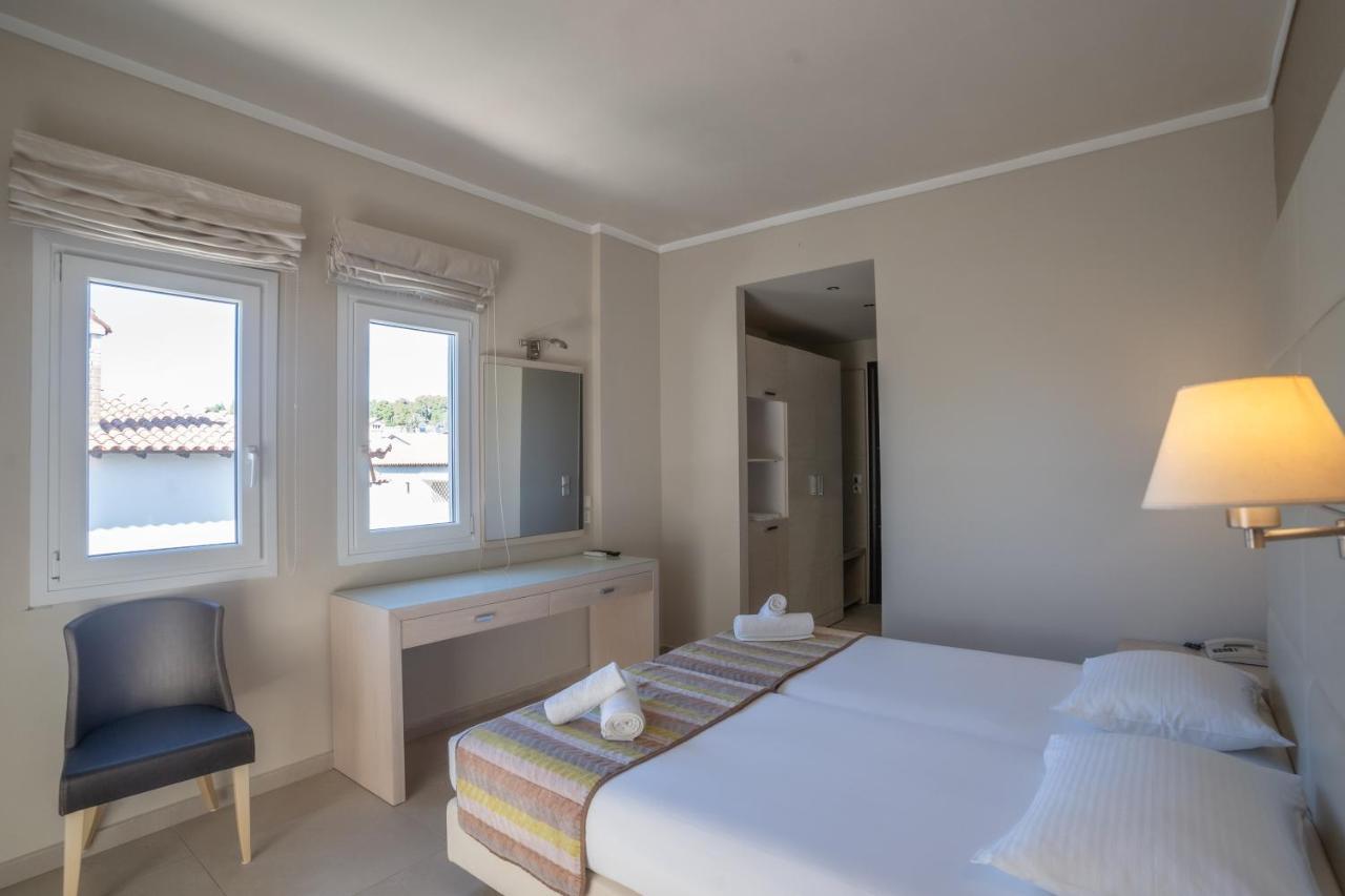 Siviris Golden Beach 3 *