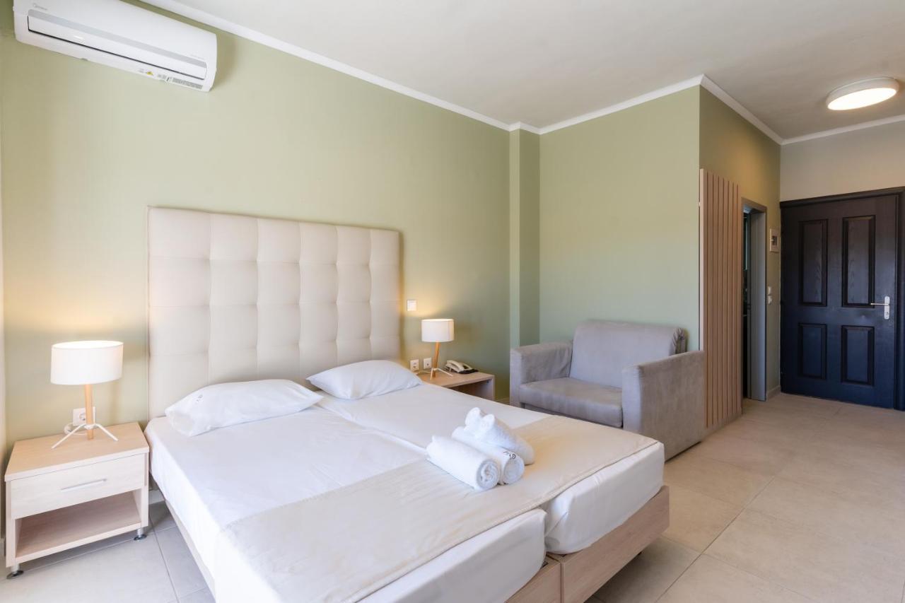 Siviris Golden Beach 3 *