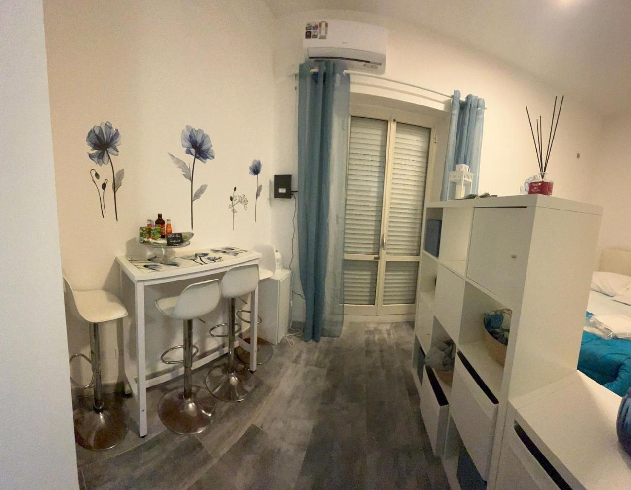 Seaside Two-room Apartment