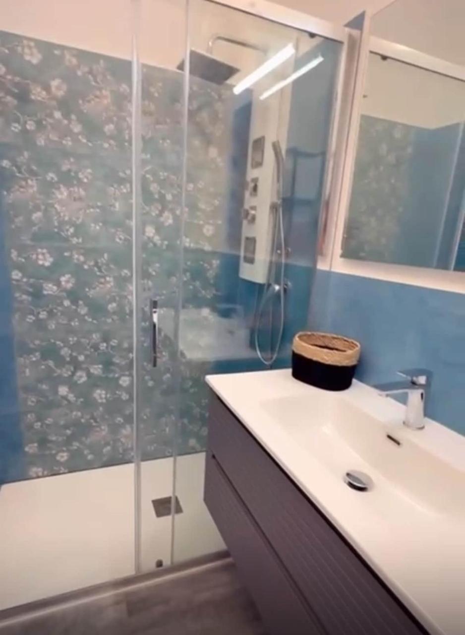 Seaside Two-room Apartment