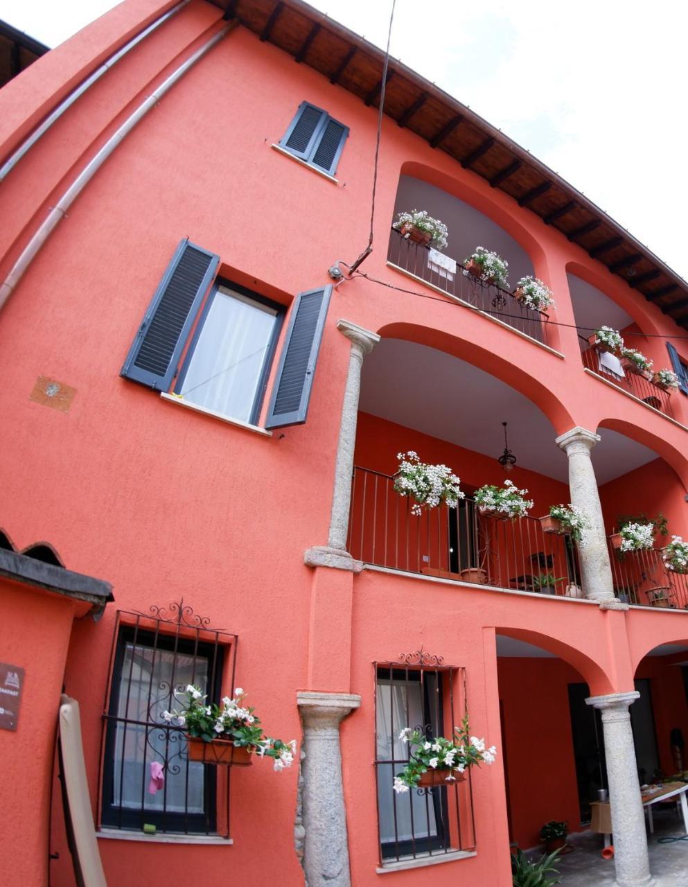La Coccinella em Lavena-ponte-tresa