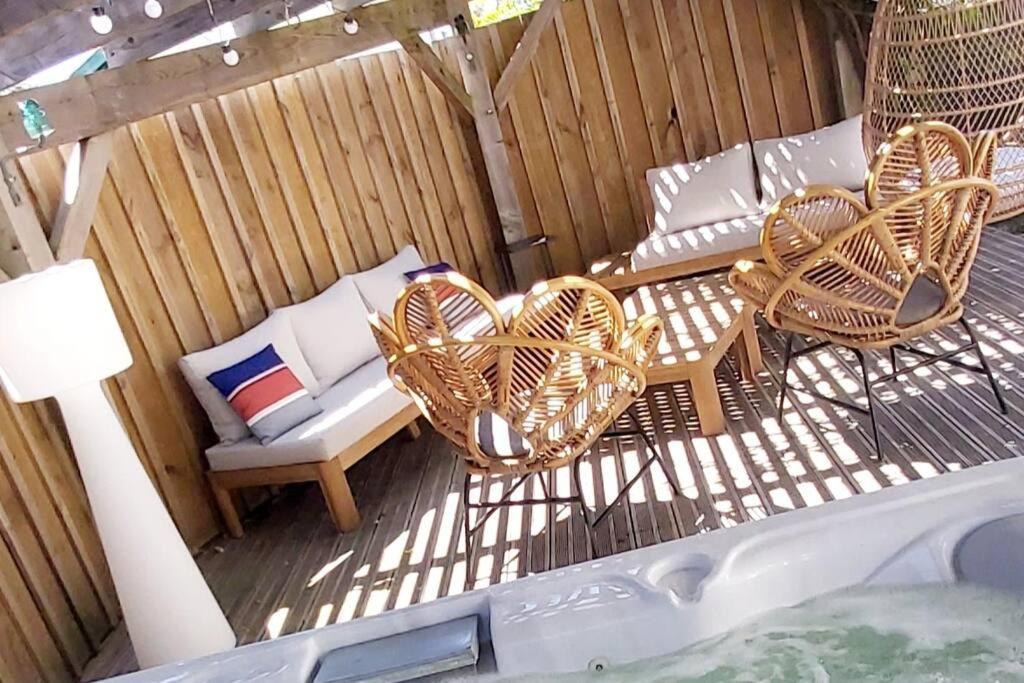 La Maison Tchanquee Jusqu'a 12 Personnes Jacuzzi Prive à Gujan-mestras