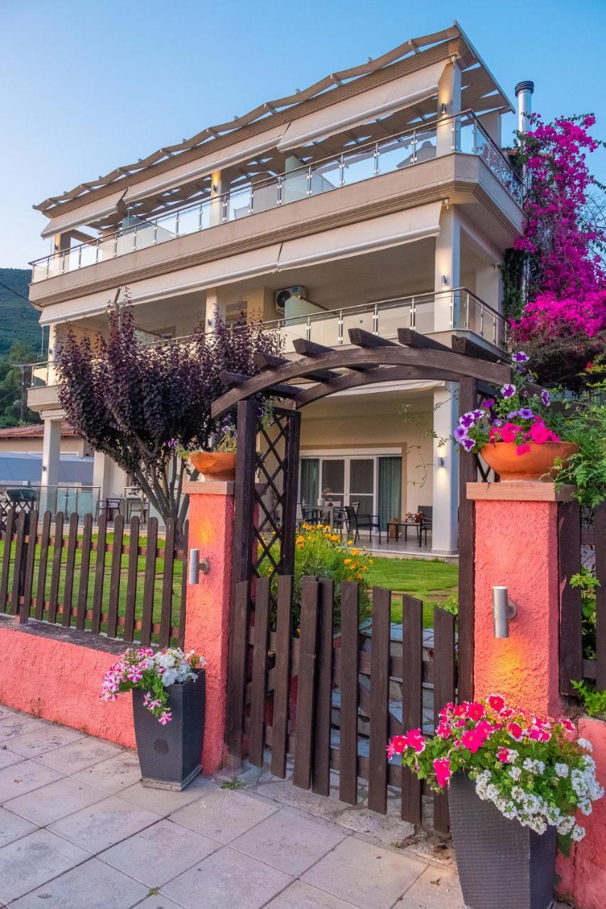 Rousis Studios Parga 