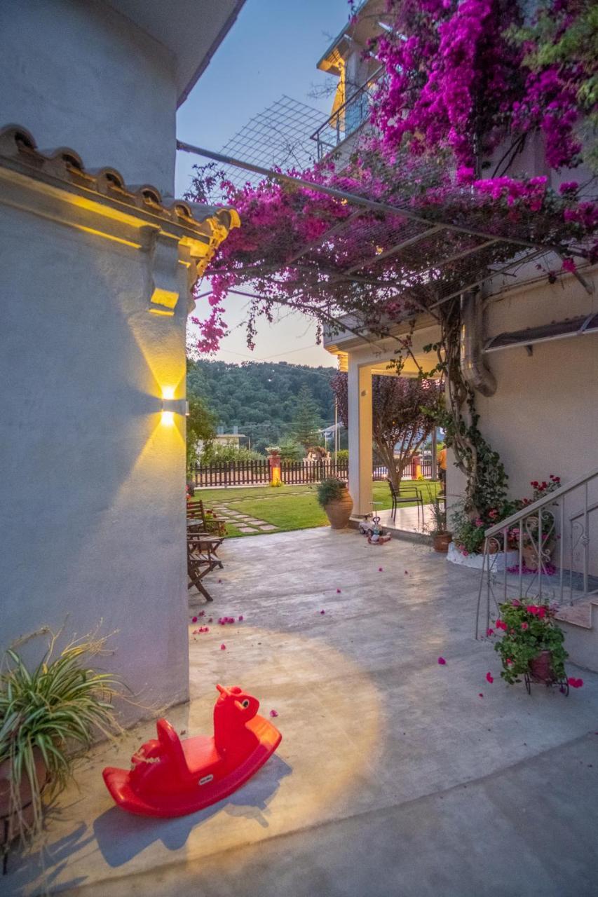 Rousis Studios Parga 
