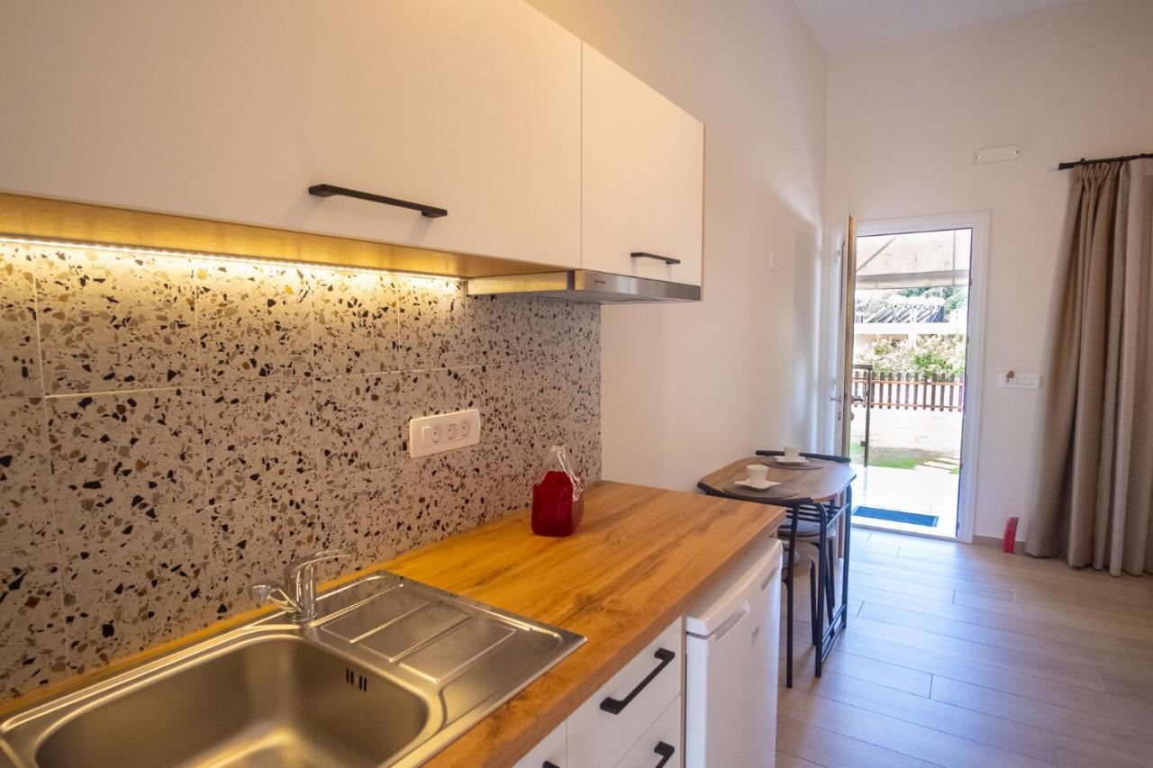 Rousis Studios Parga 