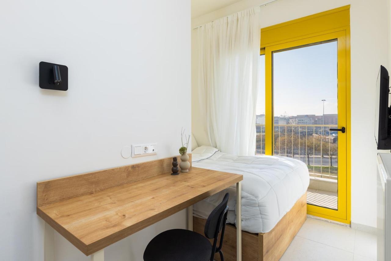 Soho Harbor by Halu!, , 