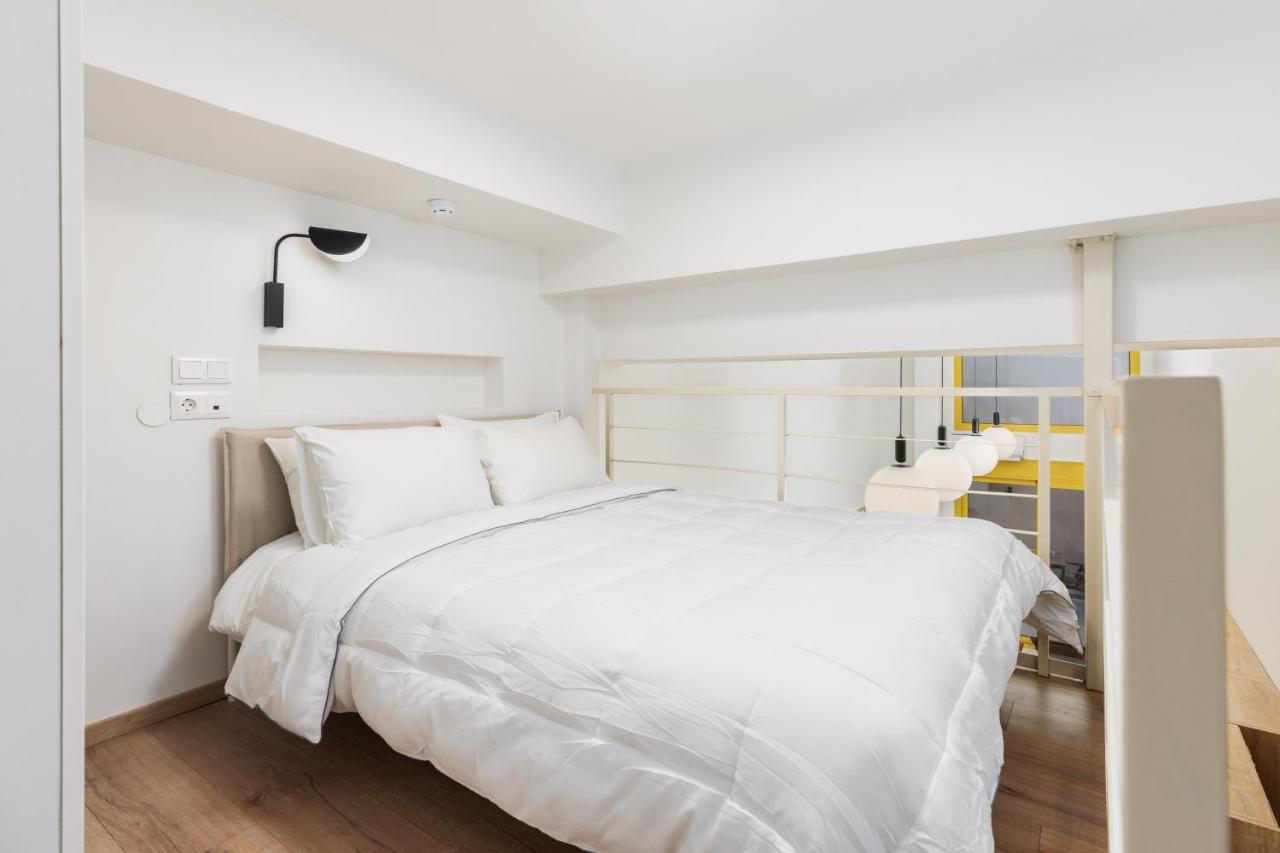 Soho Harbor by Halu!, , 