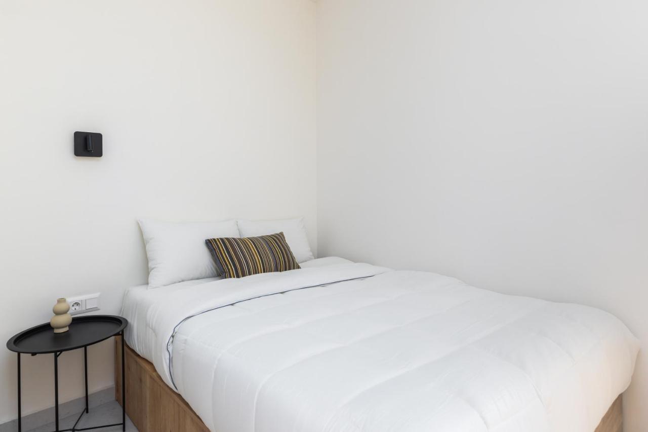 Soho Harbor by Halu!, , 