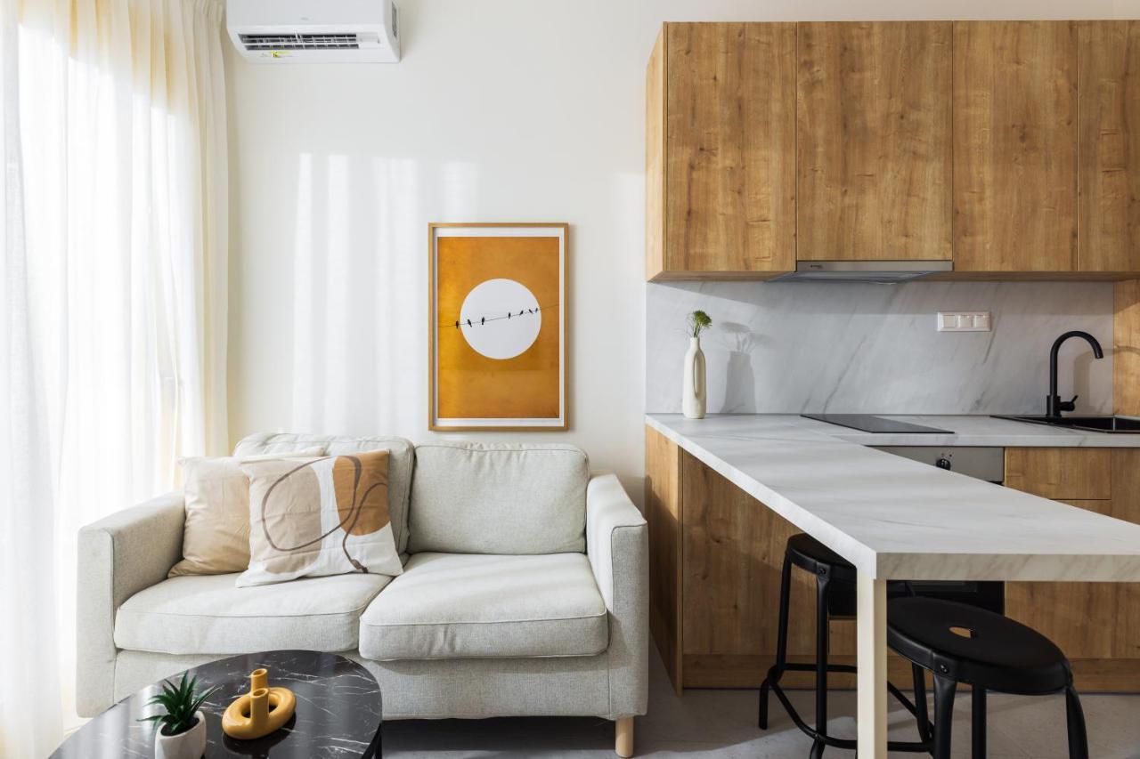 Soho Harbor by Halu!