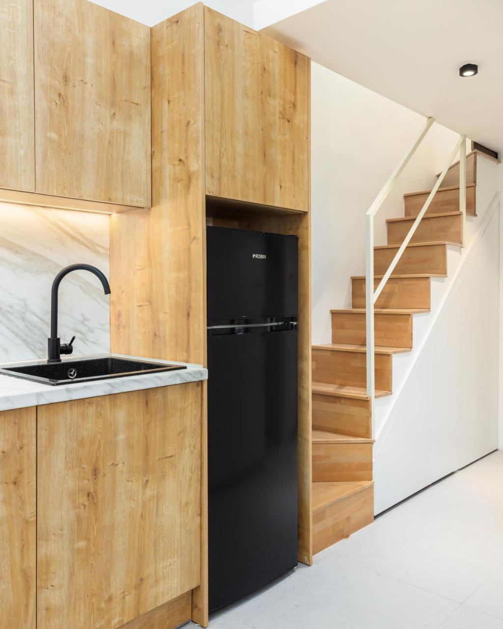 Soho Harbor by Halu!, , 