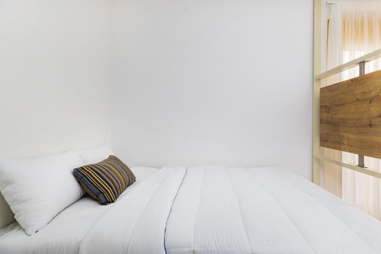 Soho Harbor by Halu!, , 