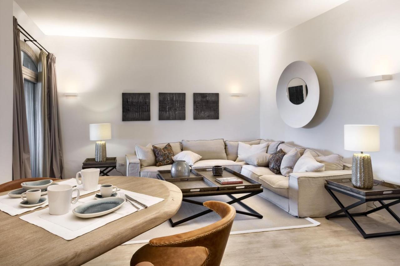 Le Suites Porto Cervo in Porto-cervo