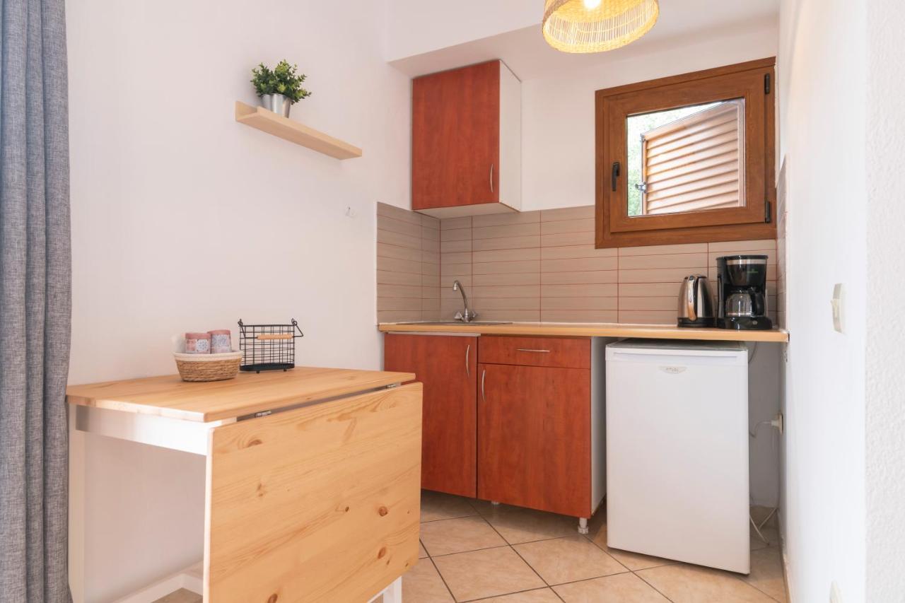 Golden Sun Apartments 1 * - pic #3