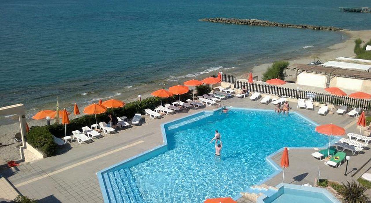 Hotel Haris on the Beach 3 *