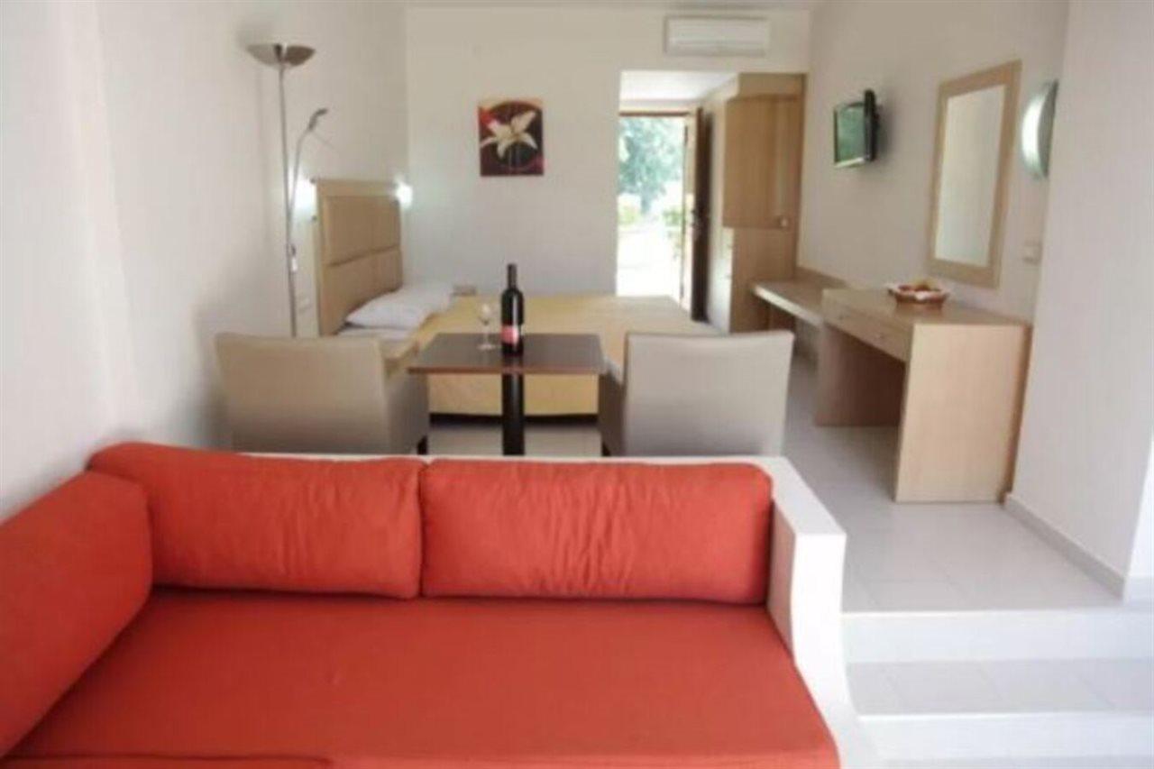 Kolymbia Sky Hotel 4 *