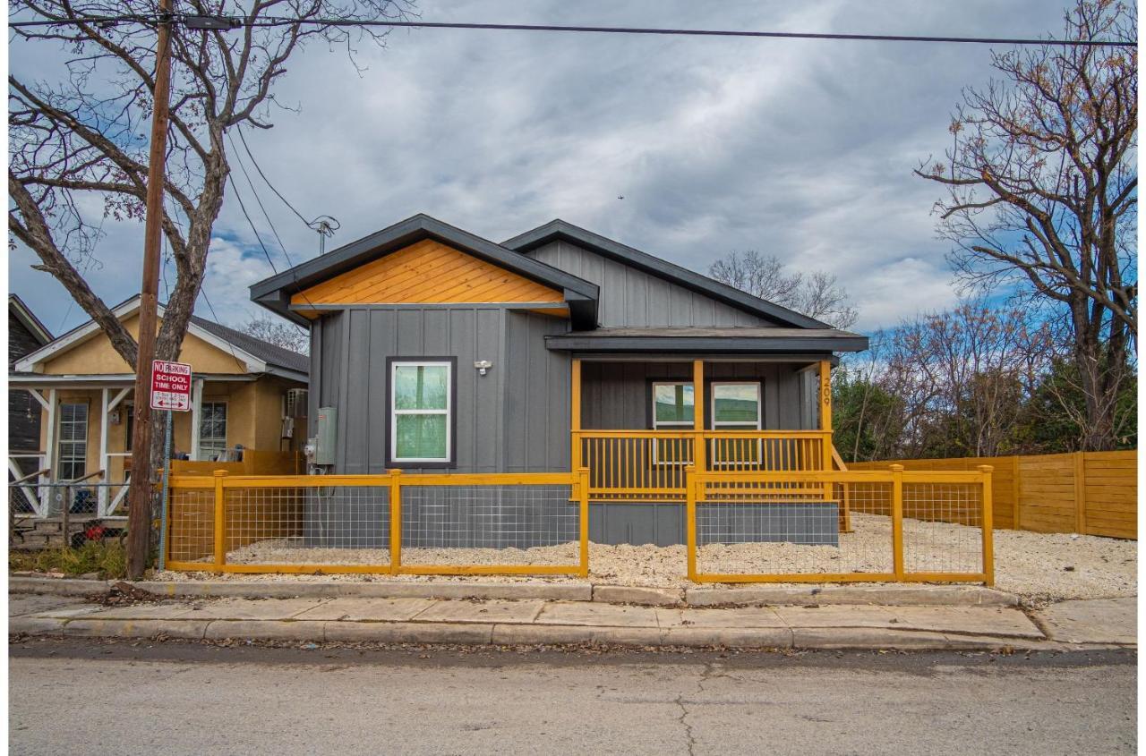 Blissful 5br3ba Haven Near Riverwalk Downtown em West-texas