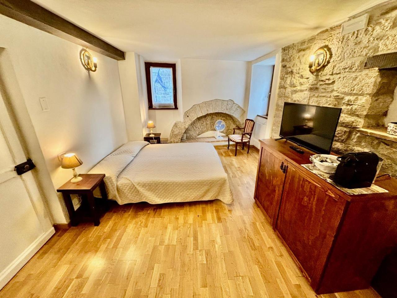 Le Mura di San Verecondo in Gubbio