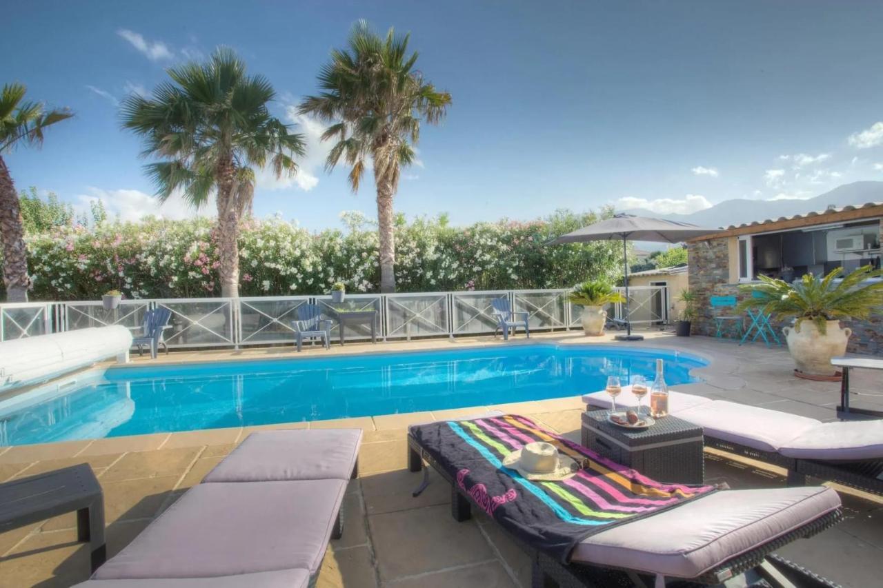 Villa Familiale Avec Piscine a Furiani, 160 M² à Furiani