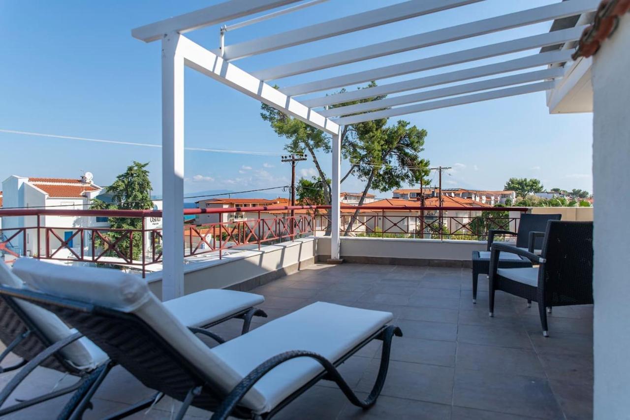 Hanioti Central Hotel