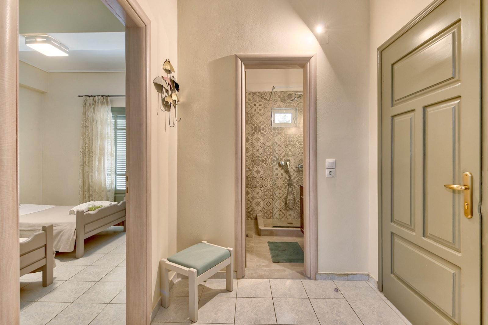 Kallas Apartments, , 