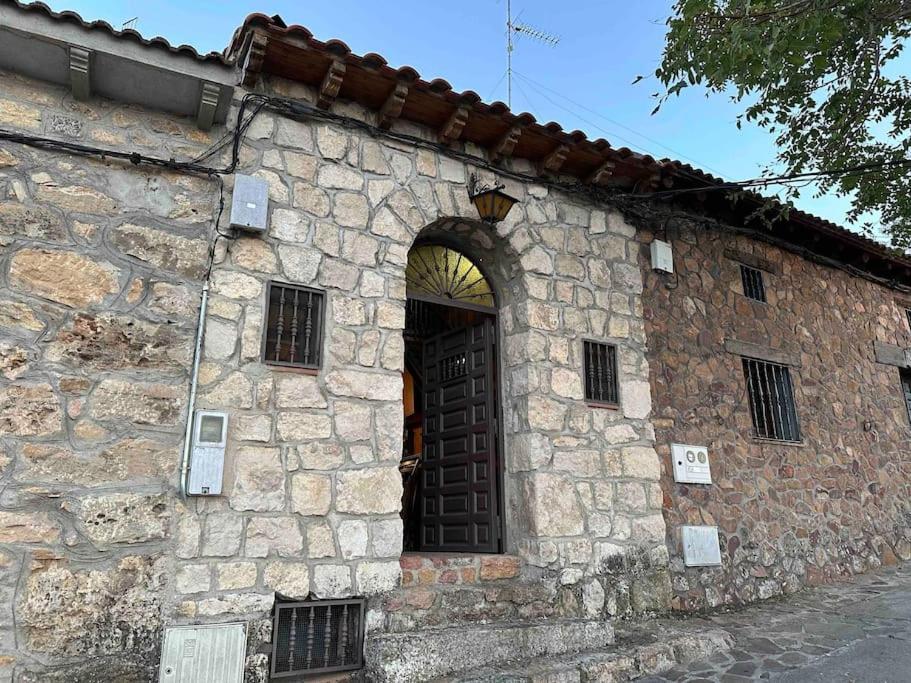 Bodega Tipica En El Molar Sin Camas Ni Dormitorios em El-molar
