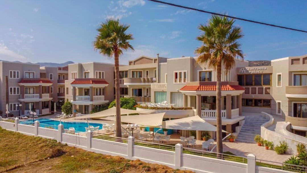 Stavroula Palace 2 *