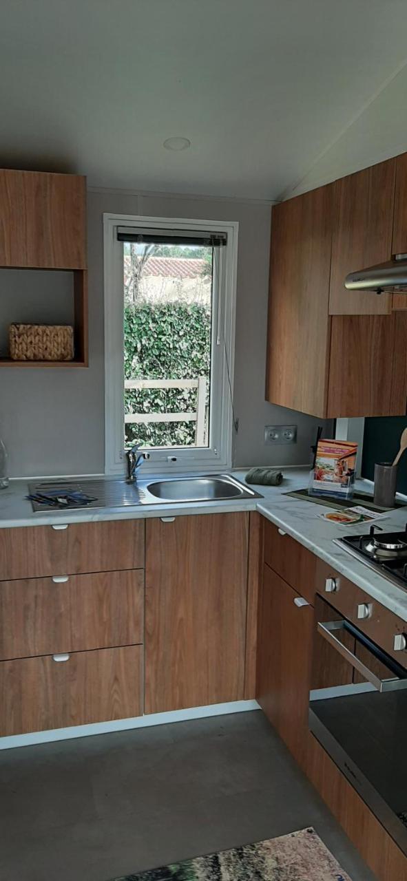 Mobil Home Neuf 6 Personnes em La-tremblade