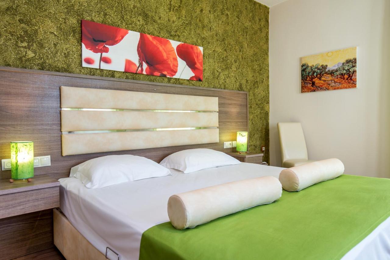 Garden Hotel 3 *