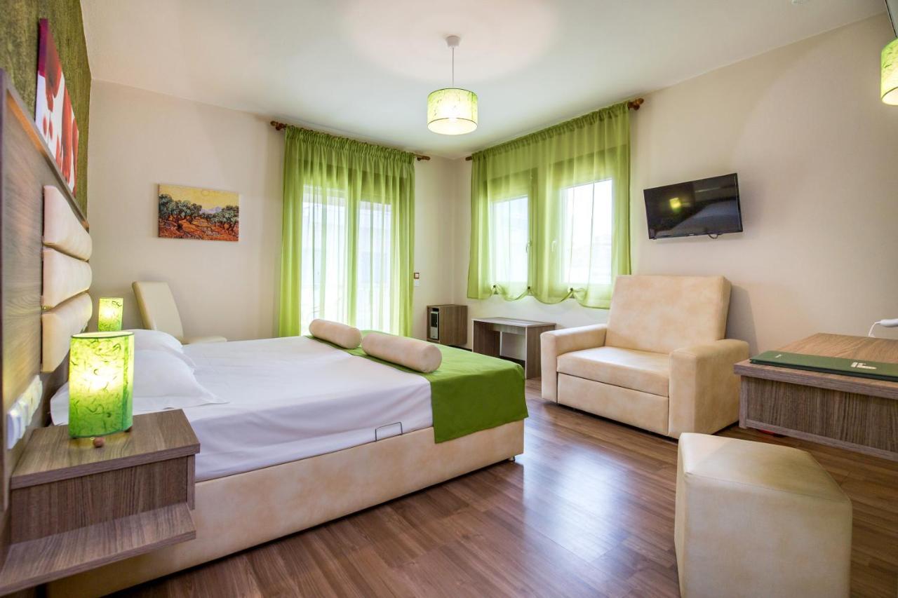 Garden Hotel 3 *