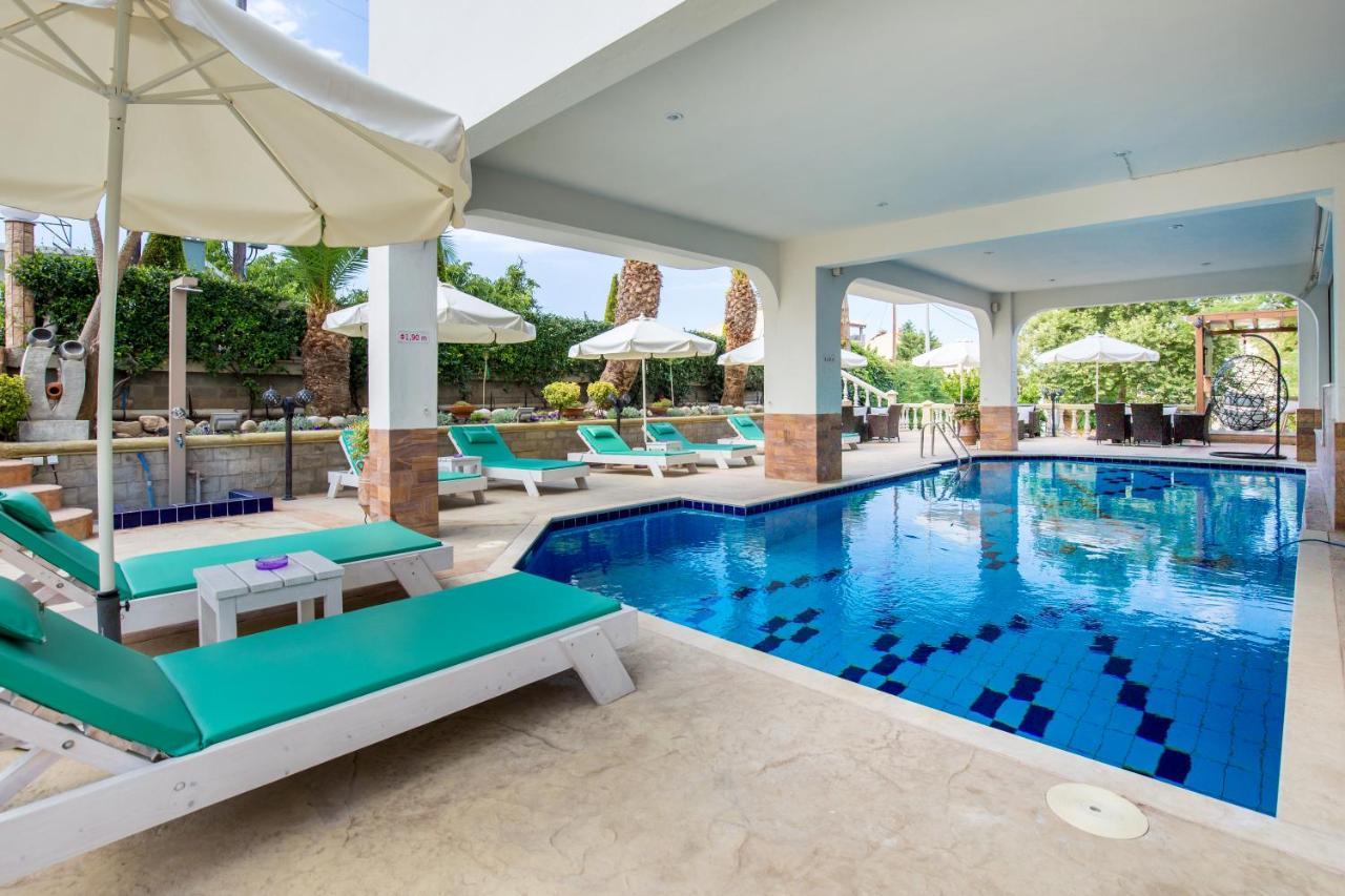 Garden Hotel 3 *