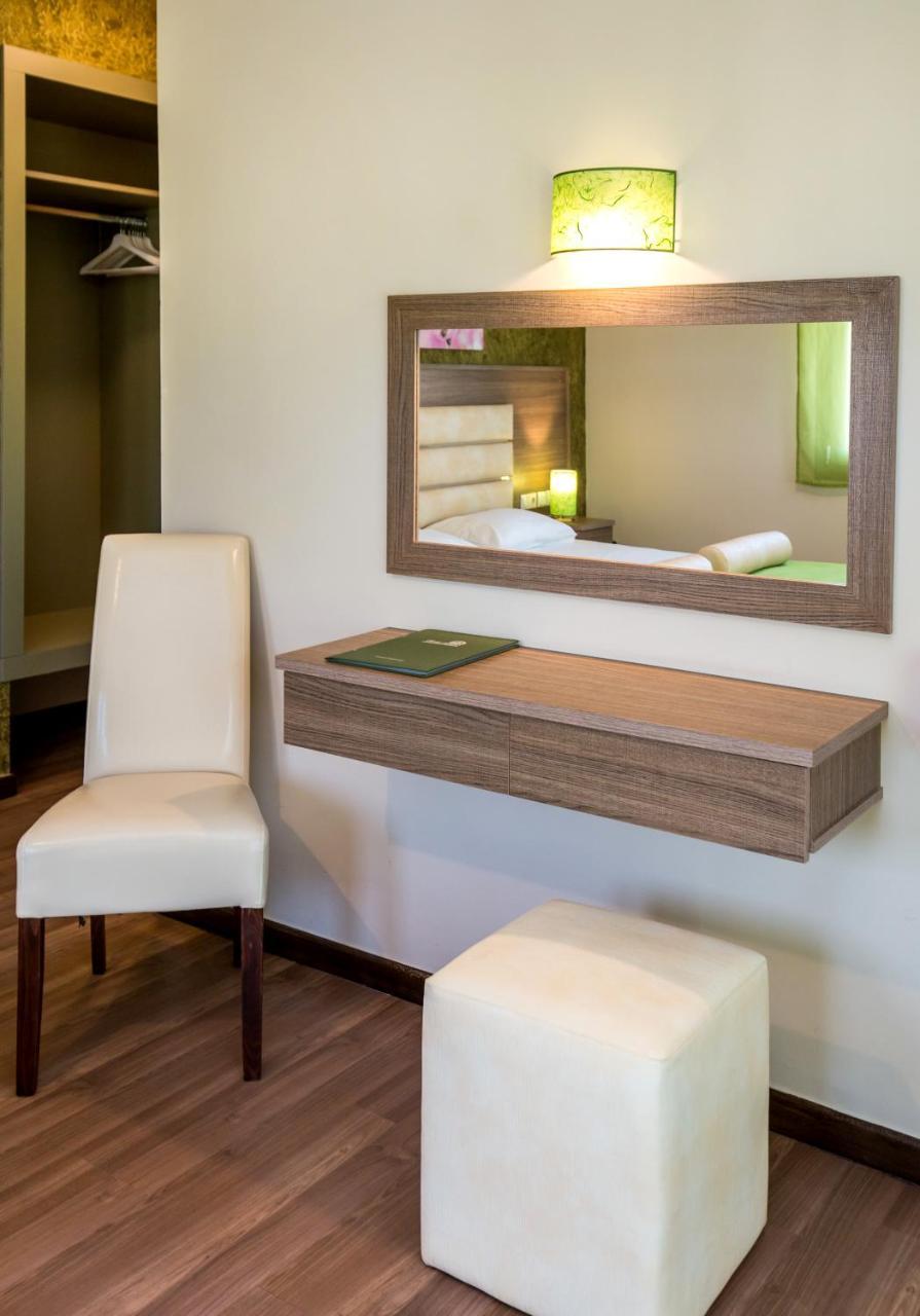 Garden Hotel 3 *