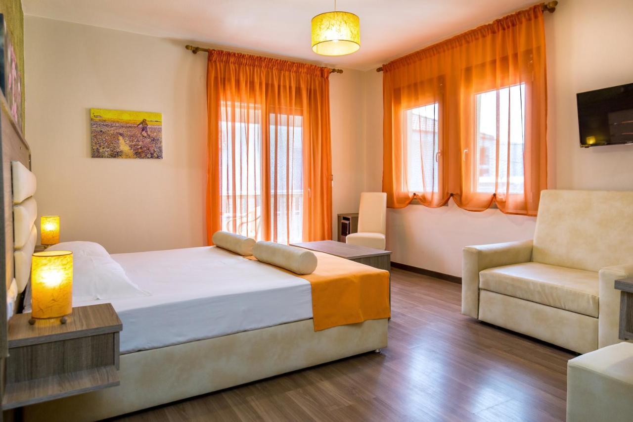 Garden Hotel 3 *