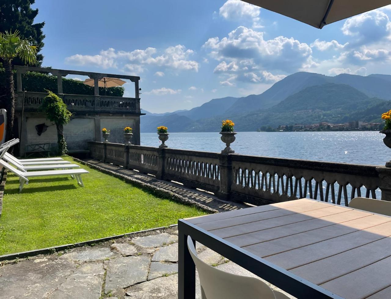 Exclusive-Lakeview Bella Vista Orta G&G à Lake-orta