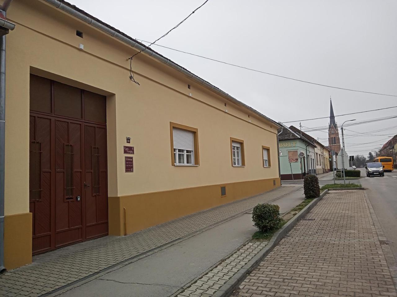 Czigler Vendeghaz à Tolna-region