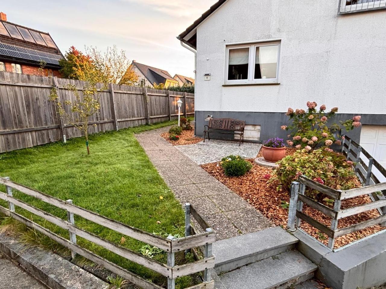 Gemutliche Dachgeschosswohnung Auf Dem Land em Blomberg