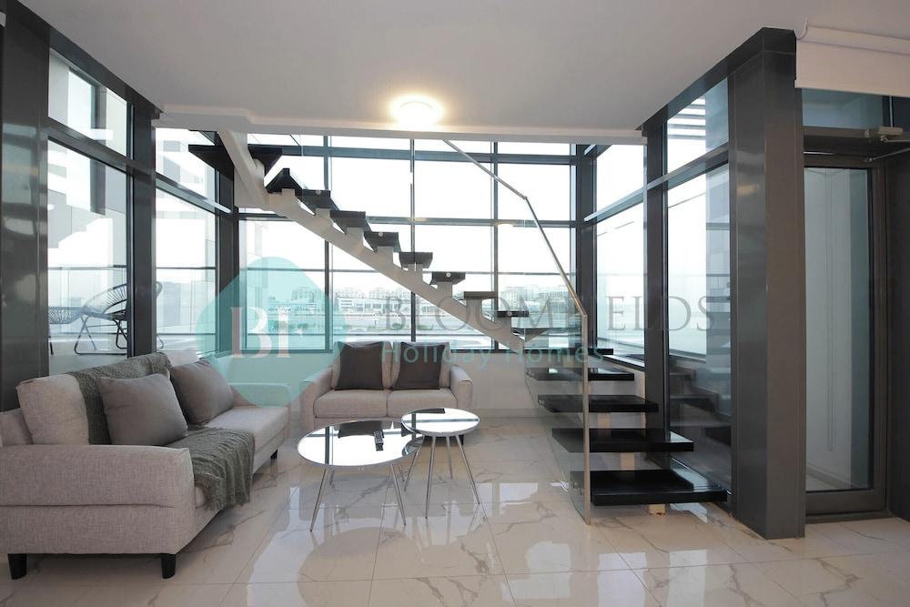 Bloomfields Luxury 2br Duplex Raha Loft