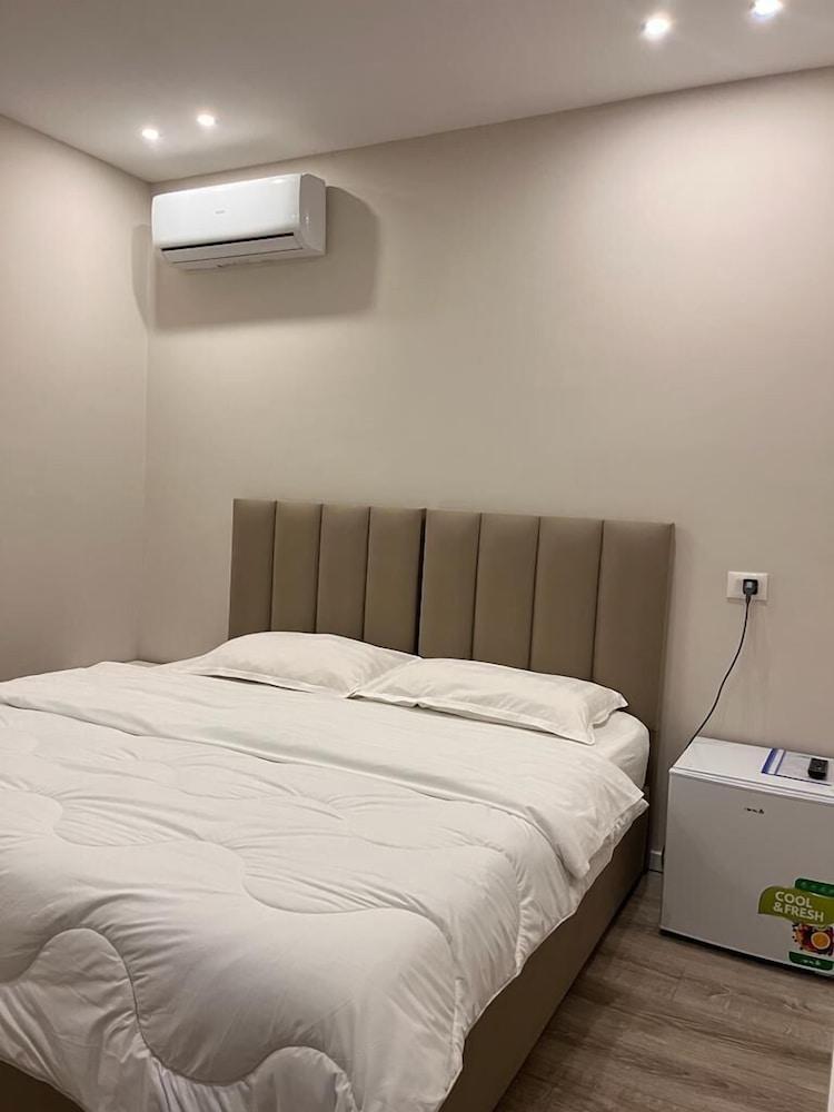 Belix Hotel Apartments Near The Beach