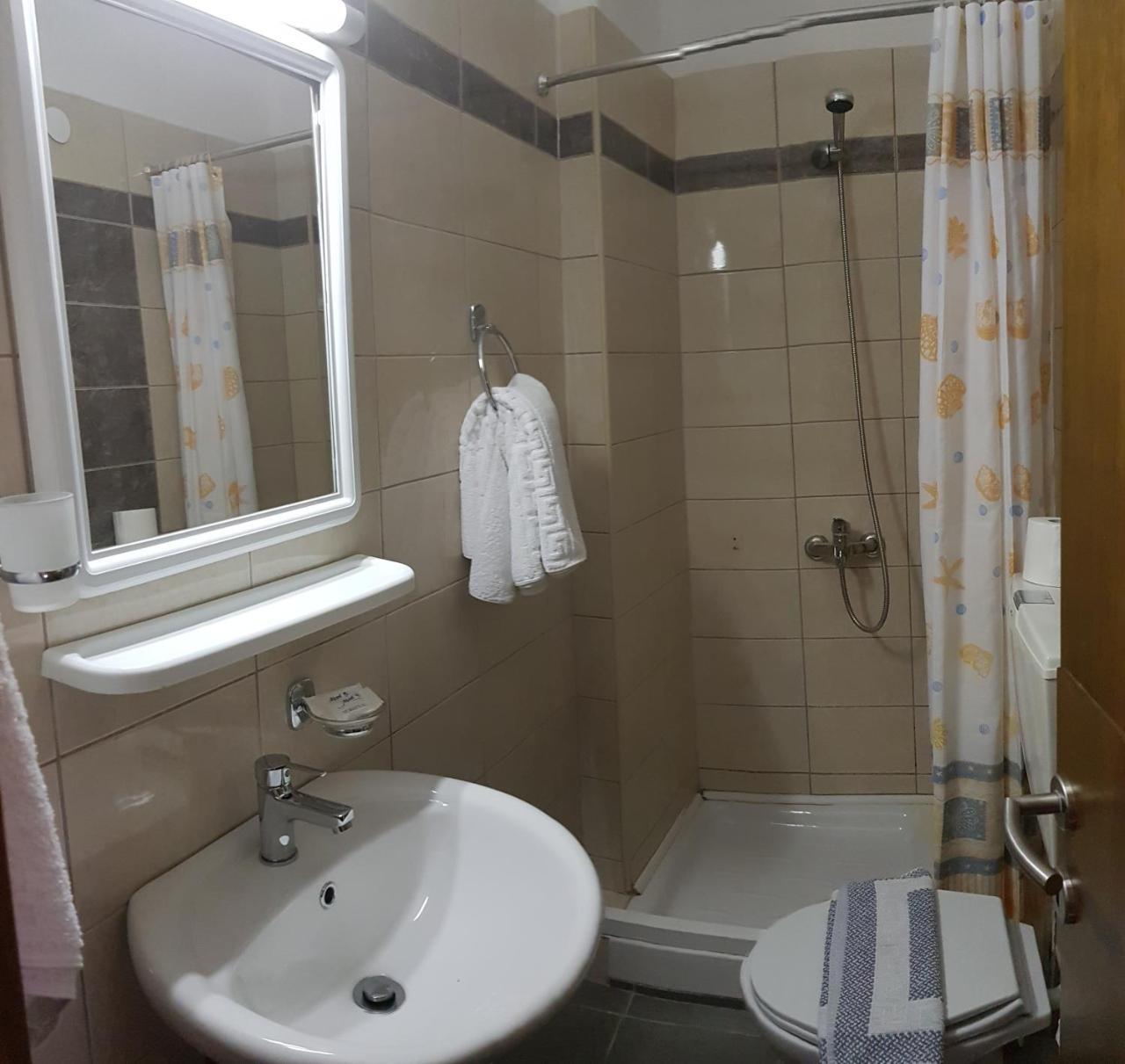 Hotel Venus 2 *