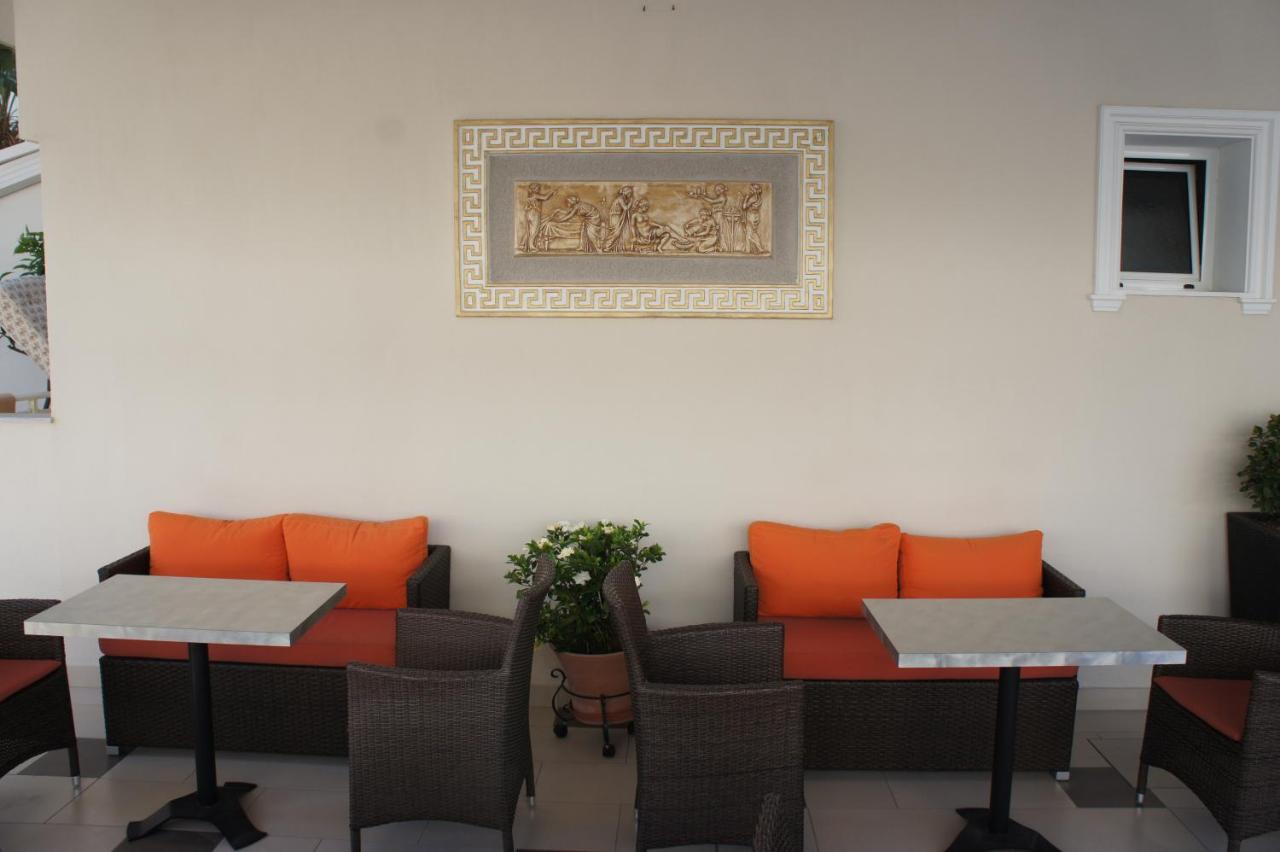Hotel Venus 2 *