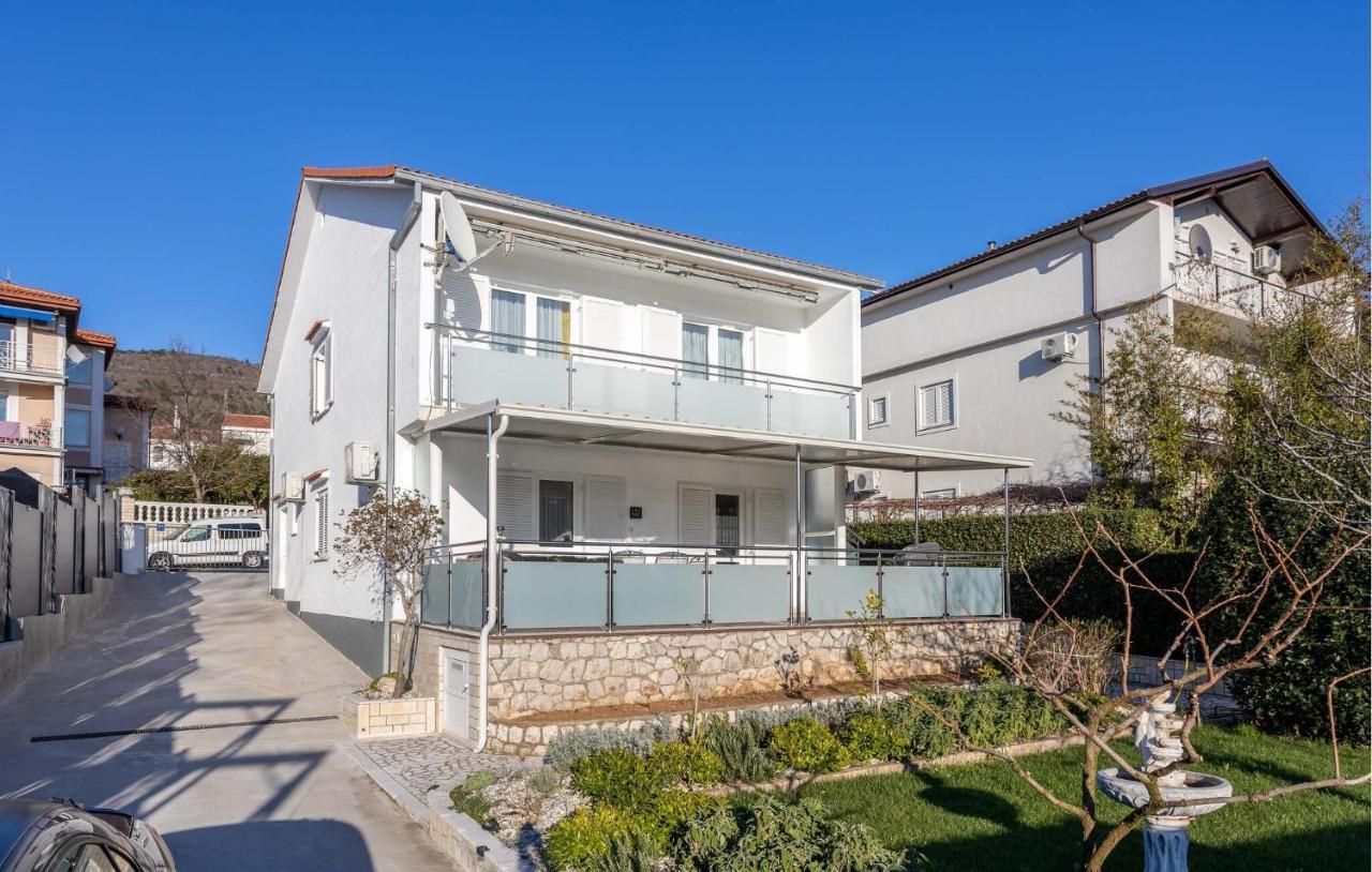 Cozy Apartment In Selce With Wifi